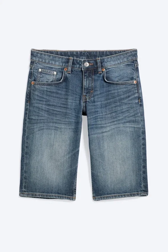 Planet Slim Denim-Shorts mit niedriger Leibhöhe – Blue Hymn – Mittelblau Planet Slim Denim-Shorts mit niedriger Leibhöhe – Blue Hymn – Mittelblau