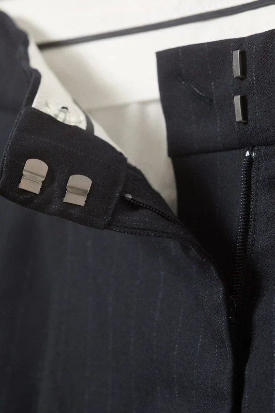 Plissierte Anzughose mit weitem Bein – Dunkelblau Plissierte Anzughose mit weitem Bein – Dunkelblau