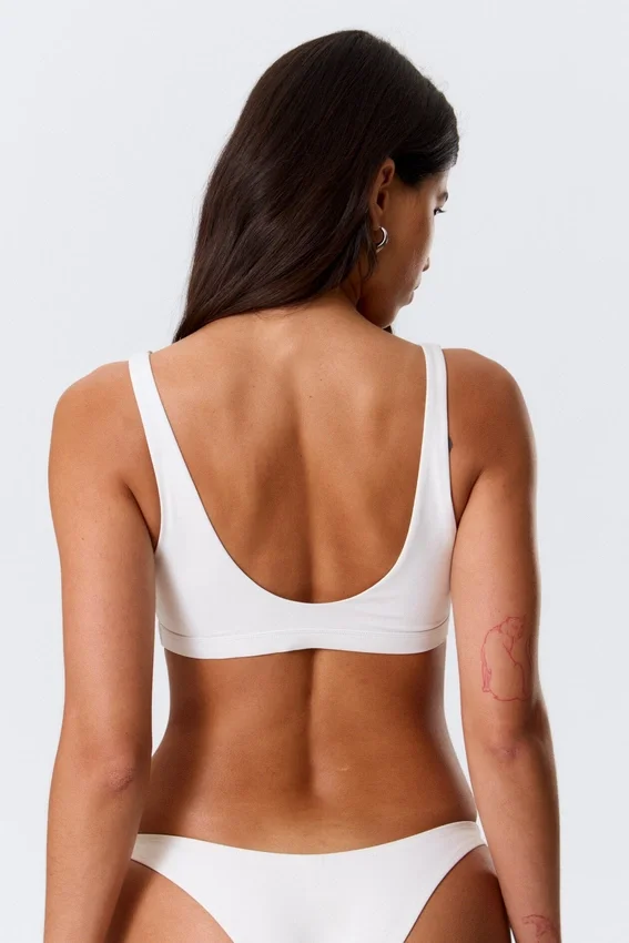 Plunge-Bikini-Oberteil zum Hineinschlüpfen – Weiß Plunge-Bikini-Oberteil zum Hineinschlüpfen – Weiß