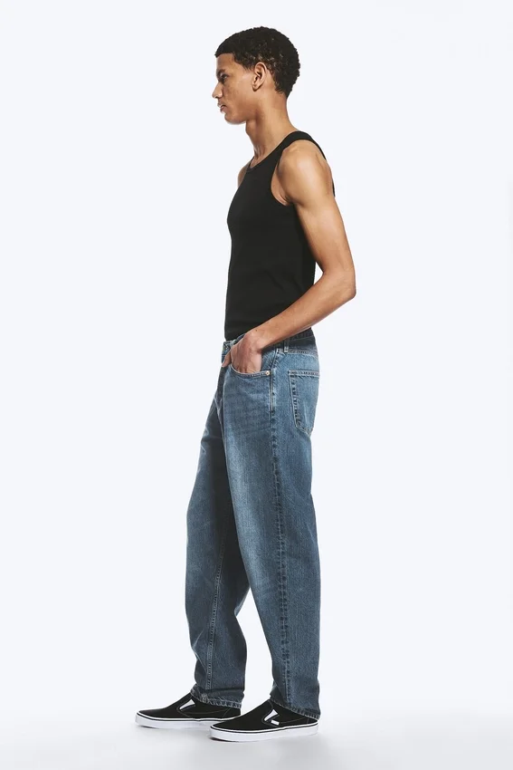 Ray Mid Rise Relaxed Tapered Jeans – Radio Blue – Medium Blue Ray Mid Rise Relaxed Tapered Jeans – Radio Blue – Medium Blue