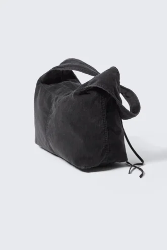 Rechteckige Schultertasche aus Cord – Schwarz