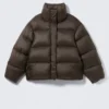 Recycelte Daunen-Pufferjacke – Dunkelbraun Recycelte Daunen-Pufferjacke – Dunkelbraun