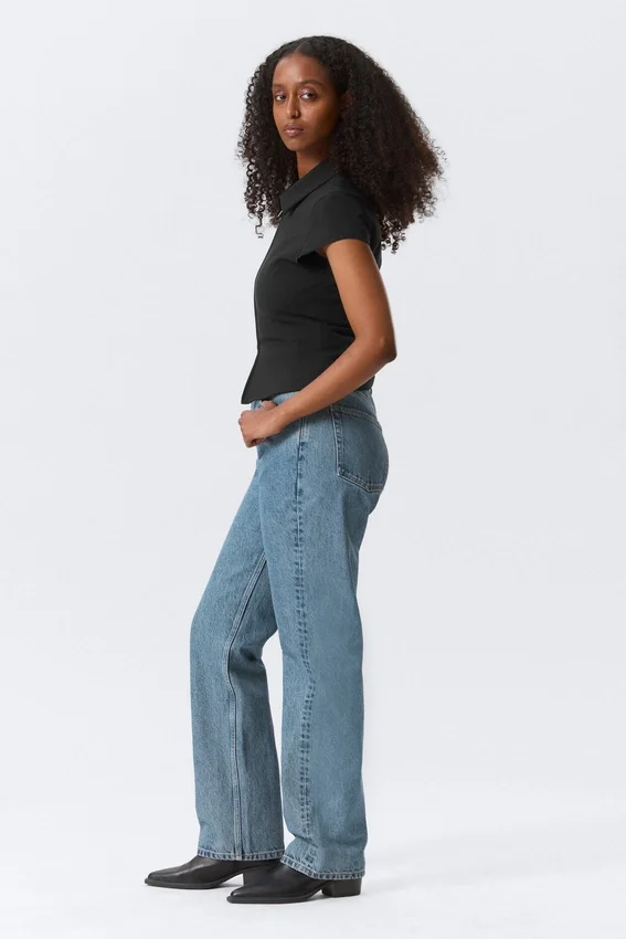 Resolute Curve High Waisted Regular Straight Jeans – 90S Blue – Medium Blue Resolute Curve High Waisted Regular Straight Jeans – 90S Blue – Medium Blue