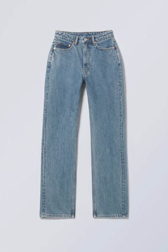 Resolute Curve High Waisted Regular Straight Jeans – 90S Blue – Medium Blue Resolute Curve High Waisted Regular Straight Jeans – 90S Blue – Medium Blue