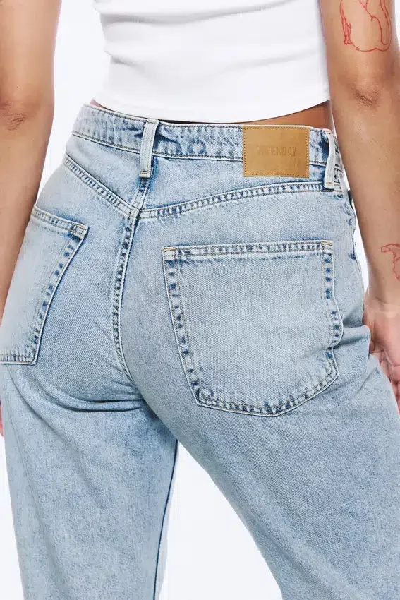 Resolute Curve High Waisted Regular Straight Jeans – Dream Blue – Hellblau Resolute Curve High Waisted Regular Straight Jeans – Dream Blue – Hellblau
