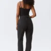 Resolute Curve – Straight-Fit-Jeans mit hoher Taille – Tuned Black – Schwarz Resolute Curve – Straight-Fit-Jeans mit hoher Taille – Tuned Black – Schwarz
