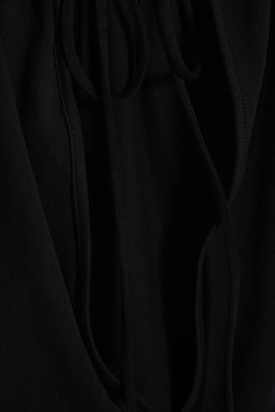 Ärmelloses, gerafftes Neckholder-Top – Schwarz Ärmelloses, gerafftes Neckholder-Top – Schwarz