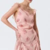 Ärmelloses Minikleid mit quadratischem Ausschnitt – Rosa – Blumenmuster