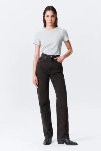 Rowe Super High Waisted Regular Straight Jeans – Echo Black – Schwarz Rowe Super High Waisted Regular Straight Jeans – Echo Black – Schwarz