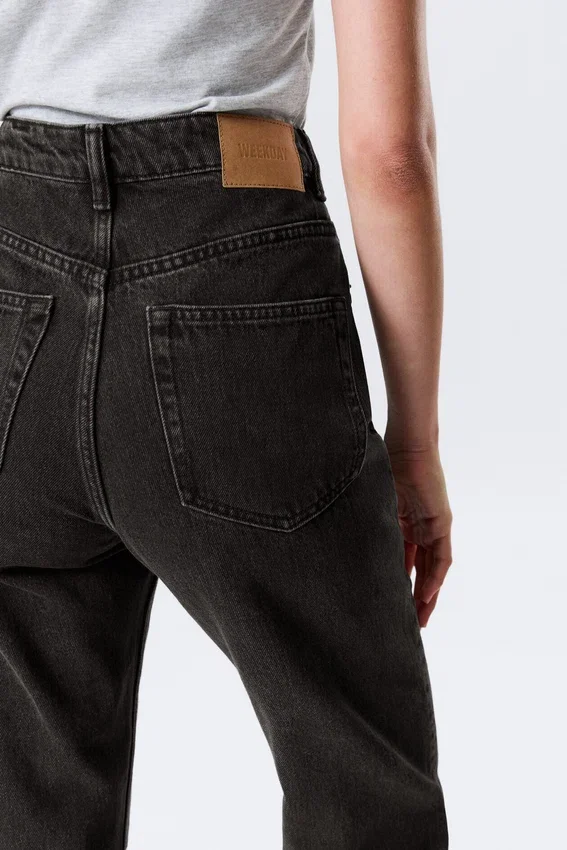 Rowe Super High Waisted Regular Straight Jeans – Echo Black – Schwarz Rowe Super High Waisted Regular Straight Jeans – Echo Black – Schwarz