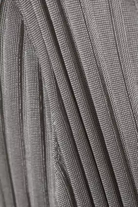 Ruby Strickjacke – Grau schimmernd Ruby Strickjacke – Grau schimmernd