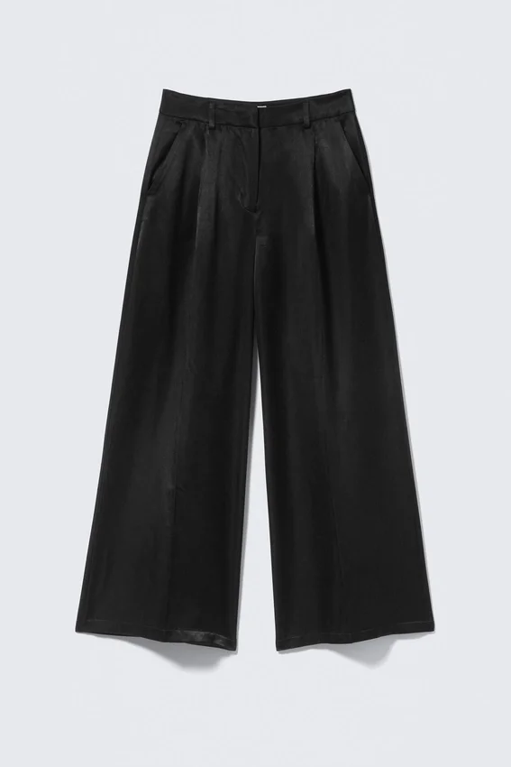 Satin-Hose mit hoher Taille und weitem Bein – Schwarz Satin-Hose mit hoher Taille und weitem Bein – Schwarz