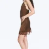 Satin-Kleid mit Spitzenbesatz – Dunkelbraun Satin-Kleid mit Spitzenbesatz – Dunkelbraun