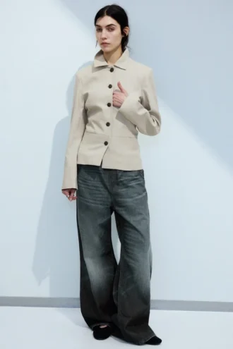 Schlanke Knopfjacke – Dusty Mole
