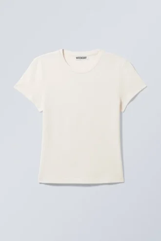 Schmal geschnittenes Baumwoll-T-Shirt mit kurzen Ärmeln – Off-White Schmal geschnittenes Baumwoll-T-Shirt mit kurzen Ärmeln – Off-White