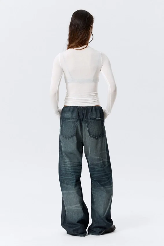 Schmal geschnittenes Langarm-Henley-Top – Weiß Schmal geschnittenes Langarm-Henley-Top – Weiß