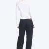 Schmal geschnittenes Langarmshirt aus Baumwolle – Weiß Schmal geschnittenes Langarmshirt aus Baumwolle – Weiß