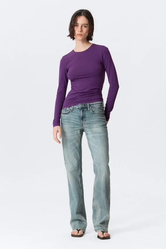 Schmal geschnittenes Langarmshirt – Dunkelviolett Schmal geschnittenes Langarmshirt – Dunkelviolett