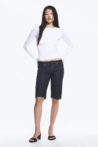Schmal geschnittenes Langarmshirt – Weiß