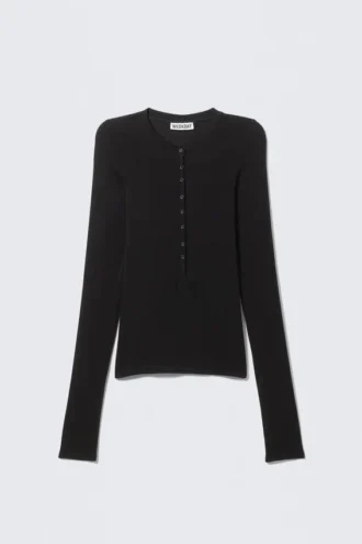 Schmal geschnittenes, langärmeliges Henley-Top – Schwarz Schmal geschnittenes, langärmeliges Henley-Top – Schwarz