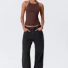 Schmal geschnittenes Racerback-Tanktop – Burgunderrot Schmal geschnittenes Racerback-Tanktop – Burgunderrot