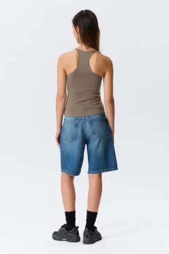 Schmal geschnittenes Racerback-Tanktop – Staubgrau