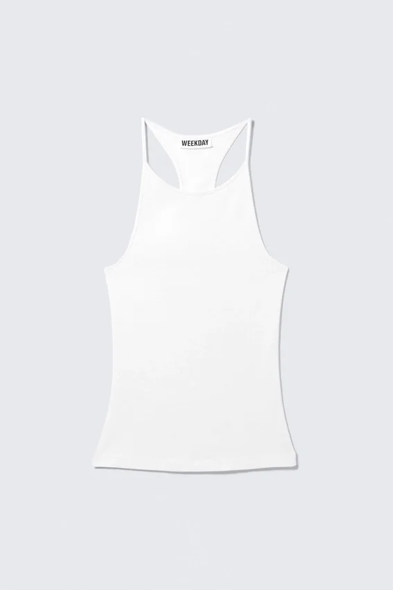 Schmal geschnittenes Tanktop mit Racerback – Off-White Schmal geschnittenes Tanktop mit Racerback – Off-White