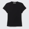 Schmales, kurzärmeliges Baumwoll-T-Shirt – Schwarz Schmales, kurzärmeliges Baumwoll-T-Shirt – Schwarz