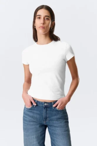 Schmales, kurzärmeliges Baumwoll-T-Shirt – Weiß