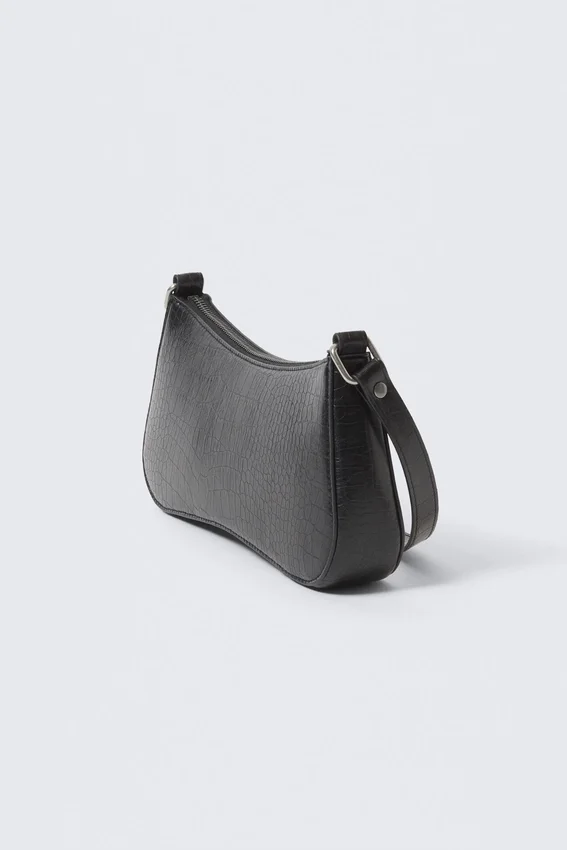 Schultertasche aus Kunstleder mit Nieten – Schwarz Schultertasche aus Kunstleder mit Nieten – Schwarz