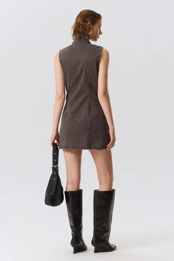 Slim Curvy Mini-Kleid mit Reißverschluss – Dunkelgrau Slim Curvy Mini-Kleid mit Reißverschluss – Dunkelgrau