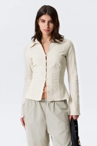 Slim-Fit-Bluse mit Struktur – Hellbeige