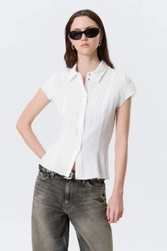 Slim-Fit-Shorts mit kurzen Ärmeln aus Krepp – Weiß