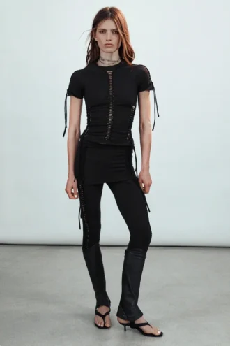 Slim-Fit-T-Shirt mit Knoten – Schwarz
