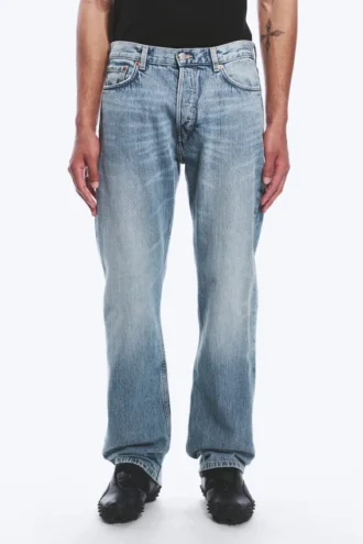 Space Mid Rise Relaxed Straight Jeans – Blue Stream – Mittelblau