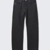 Space Mid Rise Relaxed Straight Jeans – Tuned Black – Schwarz Space Mid Rise Relaxed Straight Jeans – Tuned Black – Schwarz