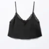 Spitzen-Satin-Träger-Top – Schwarz
