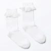 Spitzen-Socken mit Rüschen – Weiß Spitzen-Socken mit Rüschen – Weiß