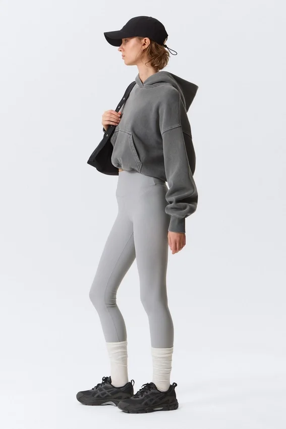 Sportleggings mit hoher Taille – Hellstaubgrau Sportleggings mit hoher Taille – Hellstaubgrau