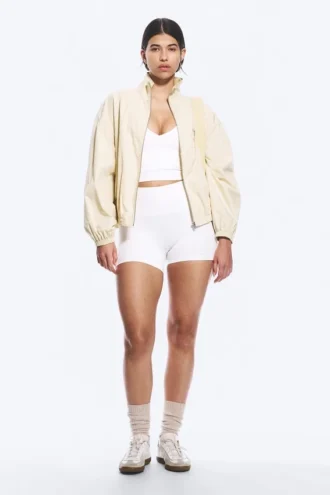 Sportliche Bikershorts mit hoher Taille – Weiß