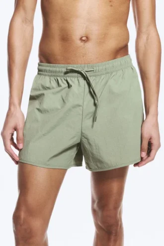 Strukturierte Badeshorts in mittlerer Länge – Hellstaubiges Khaki-Grün