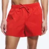 Strukturierte, oberschenkellange Badeshorts – Rot Strukturierte, oberschenkellange Badeshorts – Rot