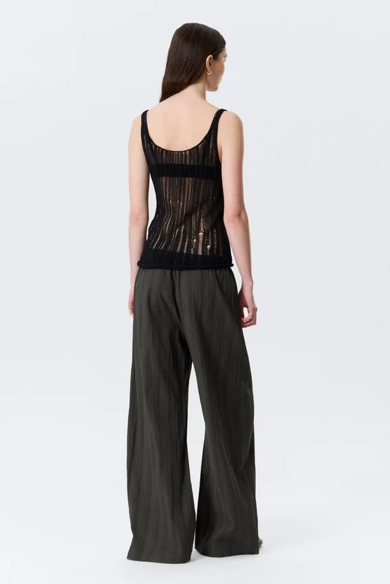 Strukturiertes Strick-Tanktop – Schwarz Strukturiertes Strick-Tanktop – Schwarz