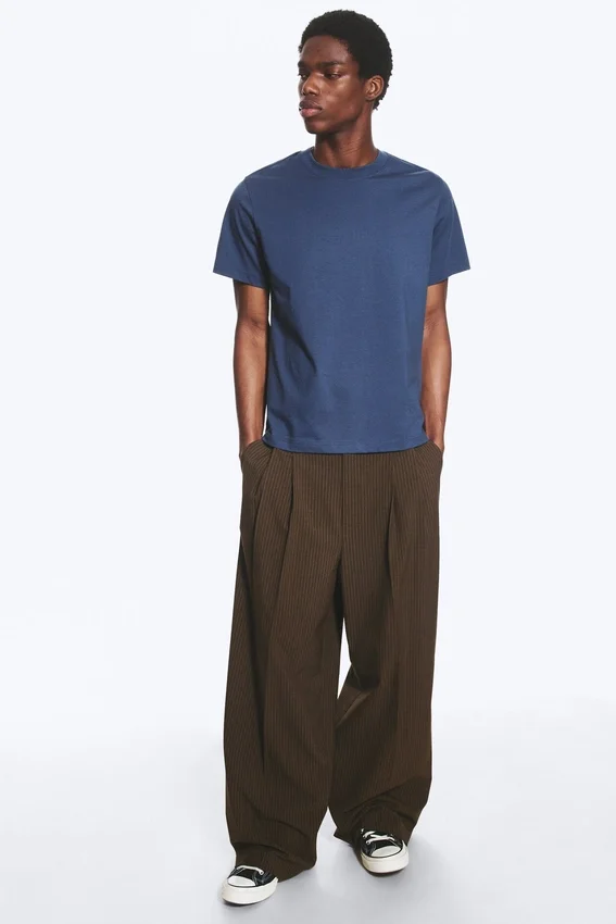 T-Shirt in klassischer Passform – Dusty Blue T-Shirt in klassischer Passform – Dusty Blue