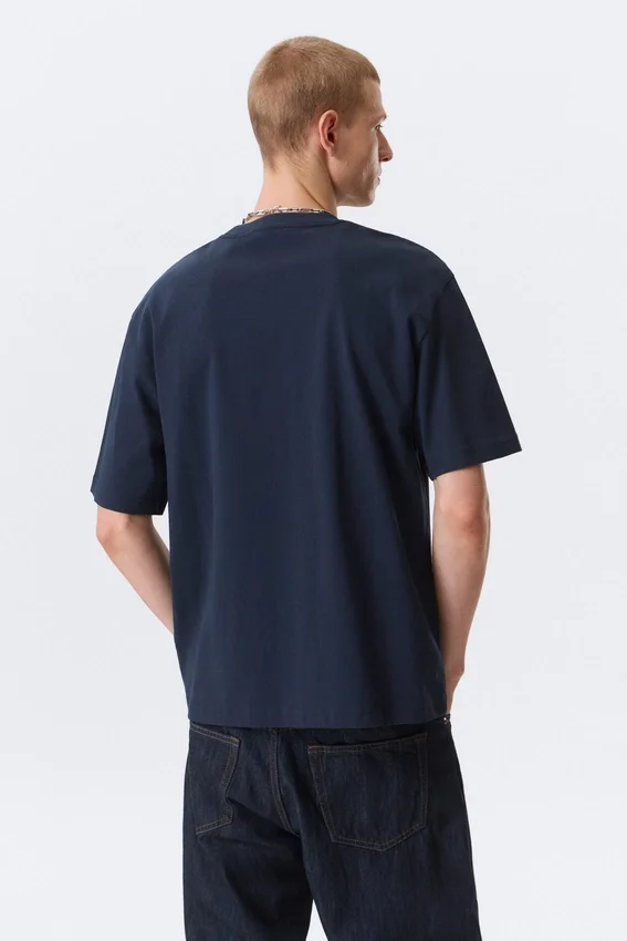 T-Shirt in lockerer Passform – Dunkelblau T-Shirt in lockerer Passform – Dunkelblau