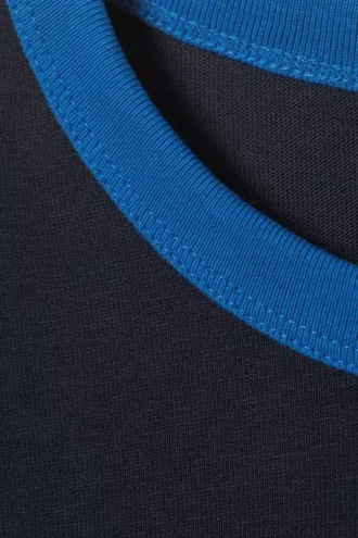 T-Shirt in Standard-Passform – Dunkelblau