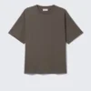 T-Shirt mit lockerer Passform – Dunkelbraun