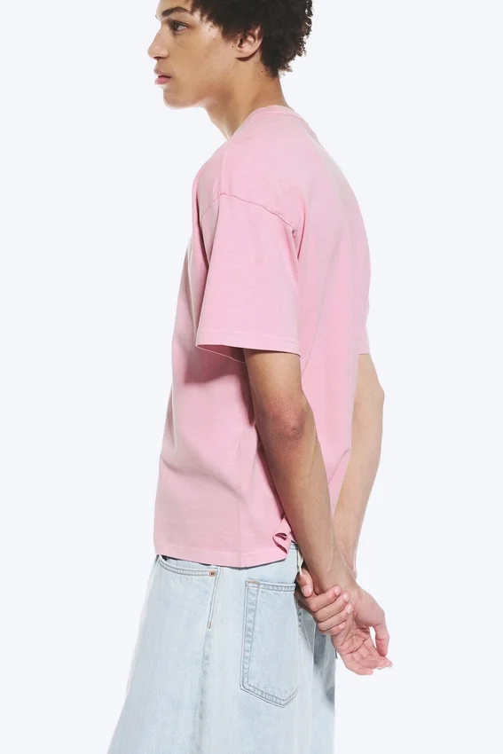 T-Shirt mit lockerer Passform – Rosa T-Shirt mit lockerer Passform – Rosa