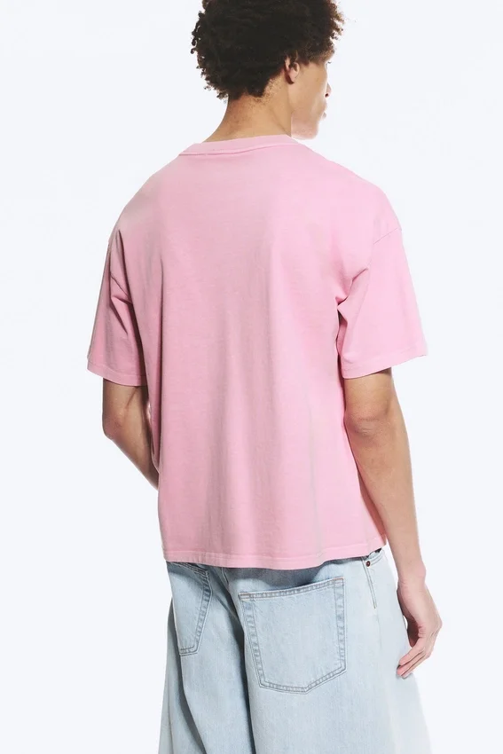 T-Shirt mit lockerer Passform – Rosa T-Shirt mit lockerer Passform – Rosa