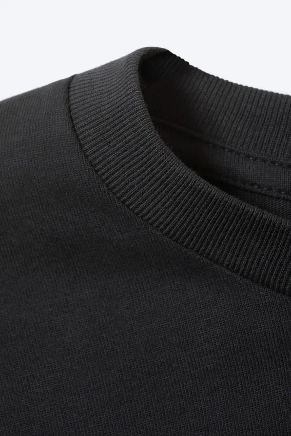 T-Shirt mit lockerer Passform – Schwarz T-Shirt mit lockerer Passform – Schwarz